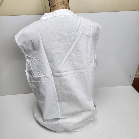 Women's Solid White 5 Button Up Sleeveless V-Neck Tank Top Dressy Casual Size M - Picture 3 of 4